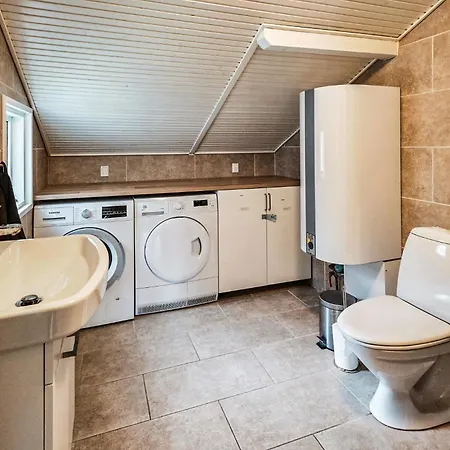 4 Bedroom Stunning In Vaeggerlose Holiday home
