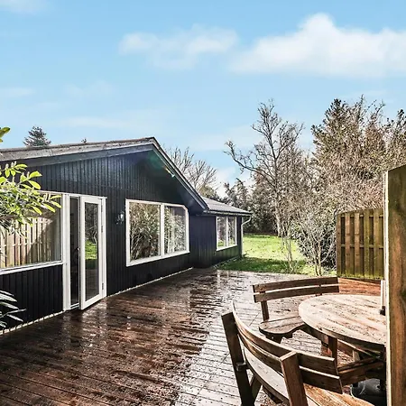 Four-bedroom In Vaggerlose *